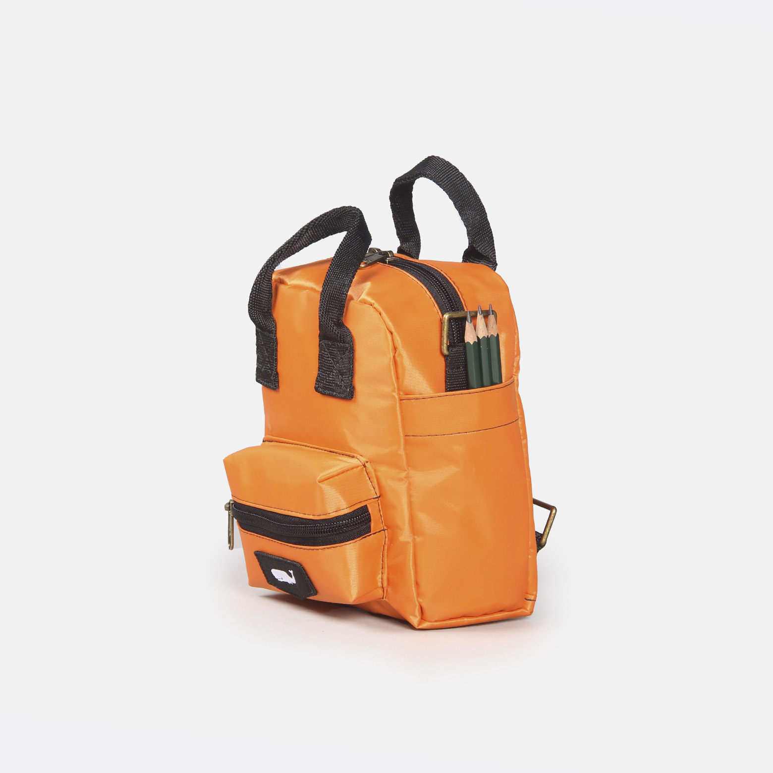 Mini_Mochila_Laranja_por_sol_0003